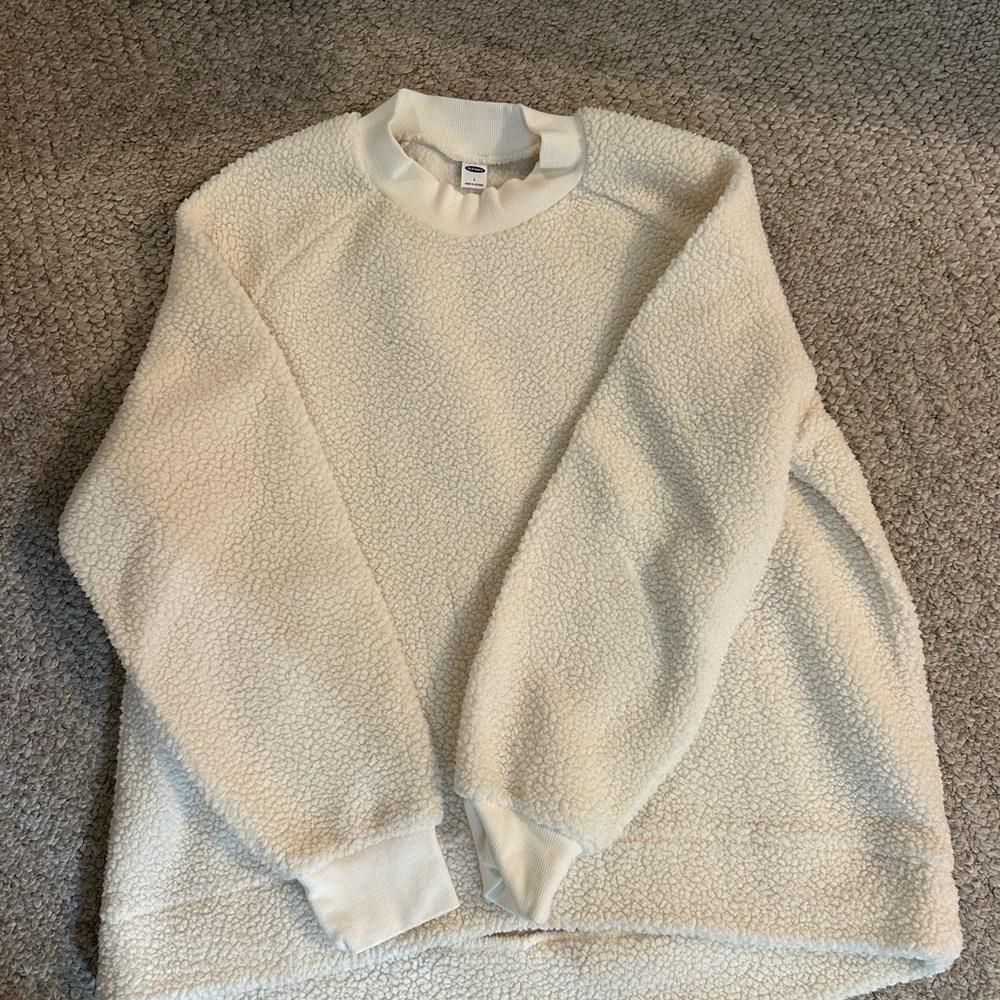Old Navy Cream Sherpa Women Sweater. NWOT